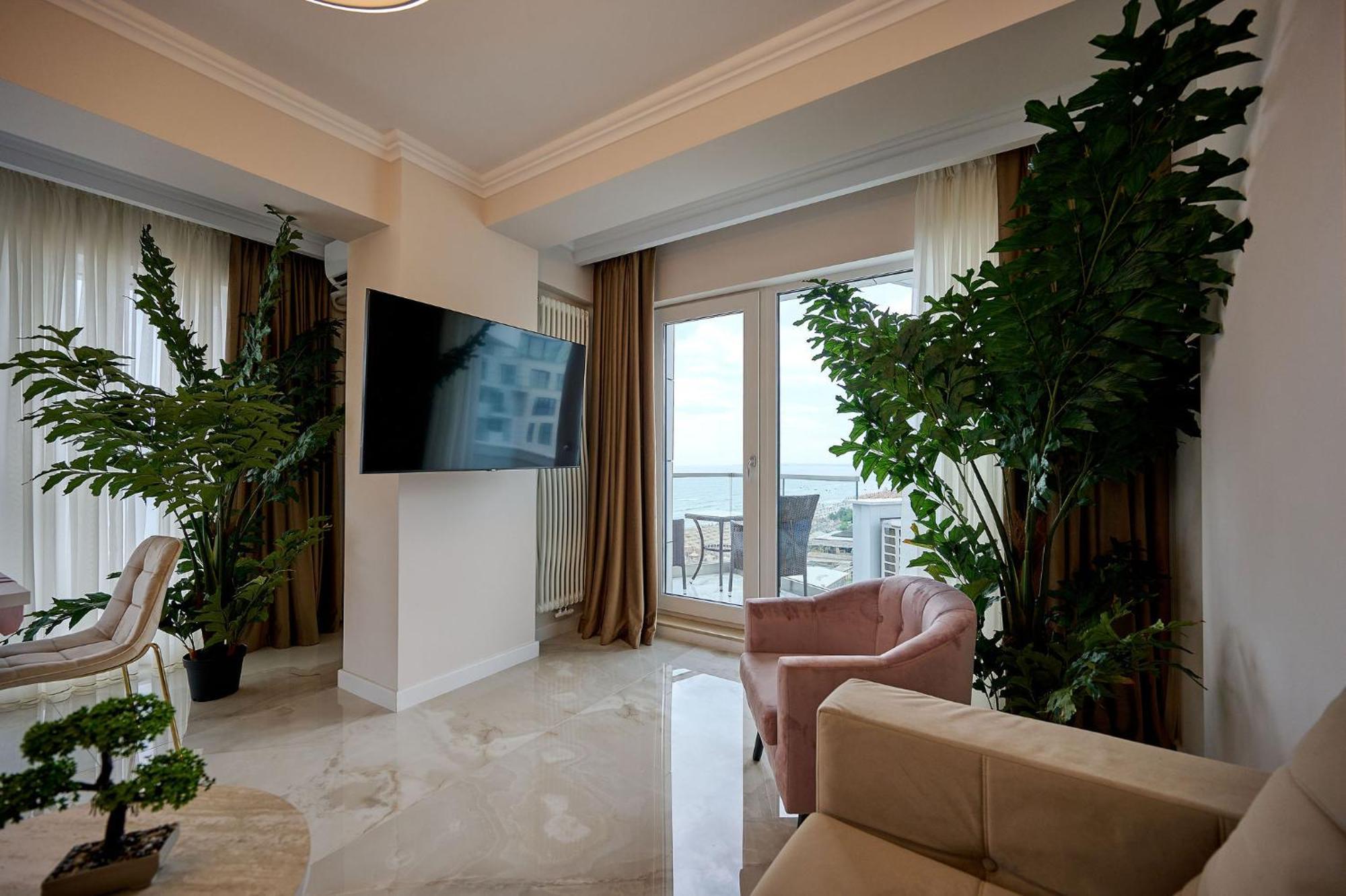 Beach Bliss Apartment In Infinity Beach Resort Parking Мамая Екстер'єр фото