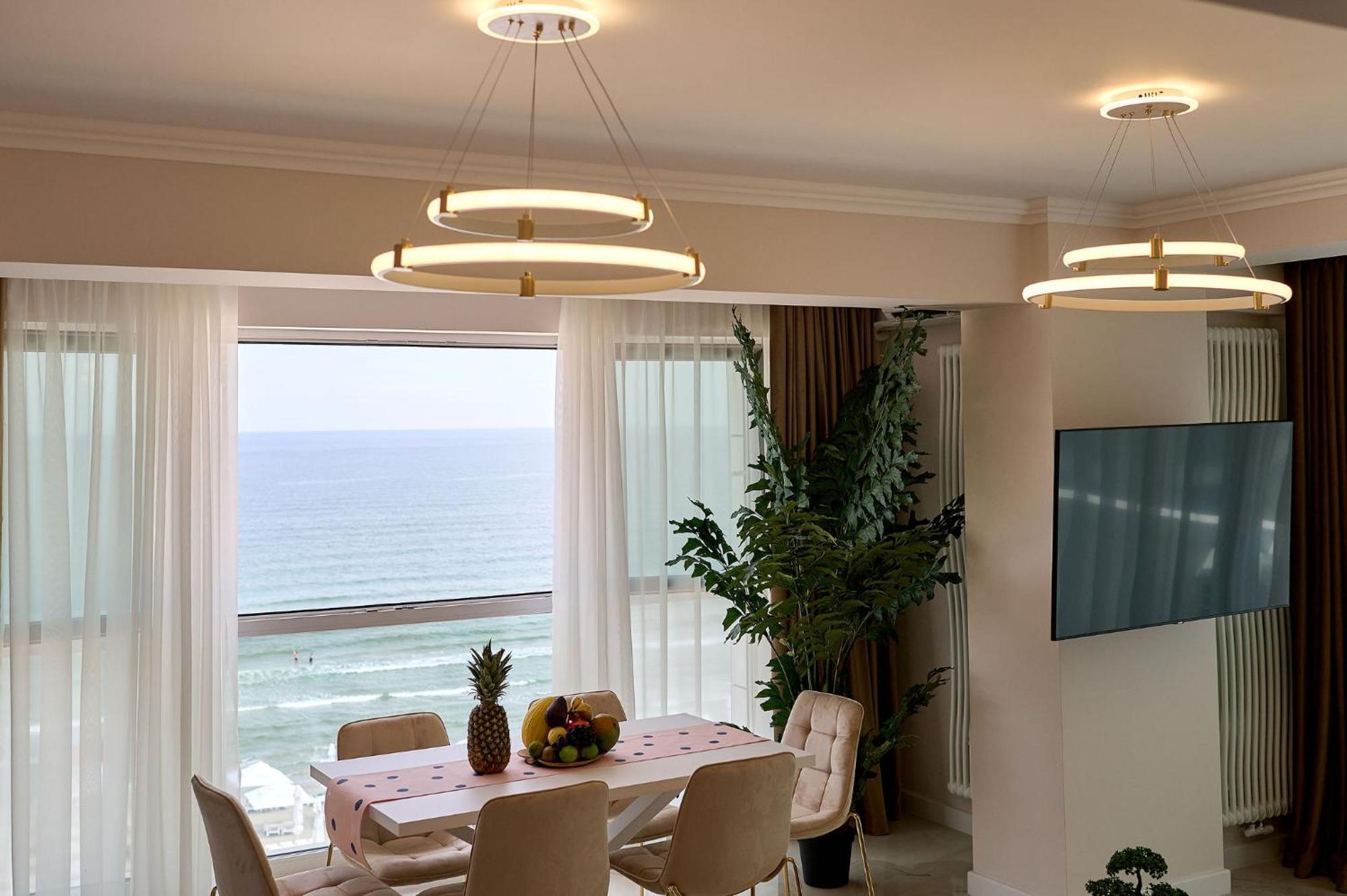 Beach Bliss Apartment In Infinity Beach Resort Parking Мамая Екстер'єр фото