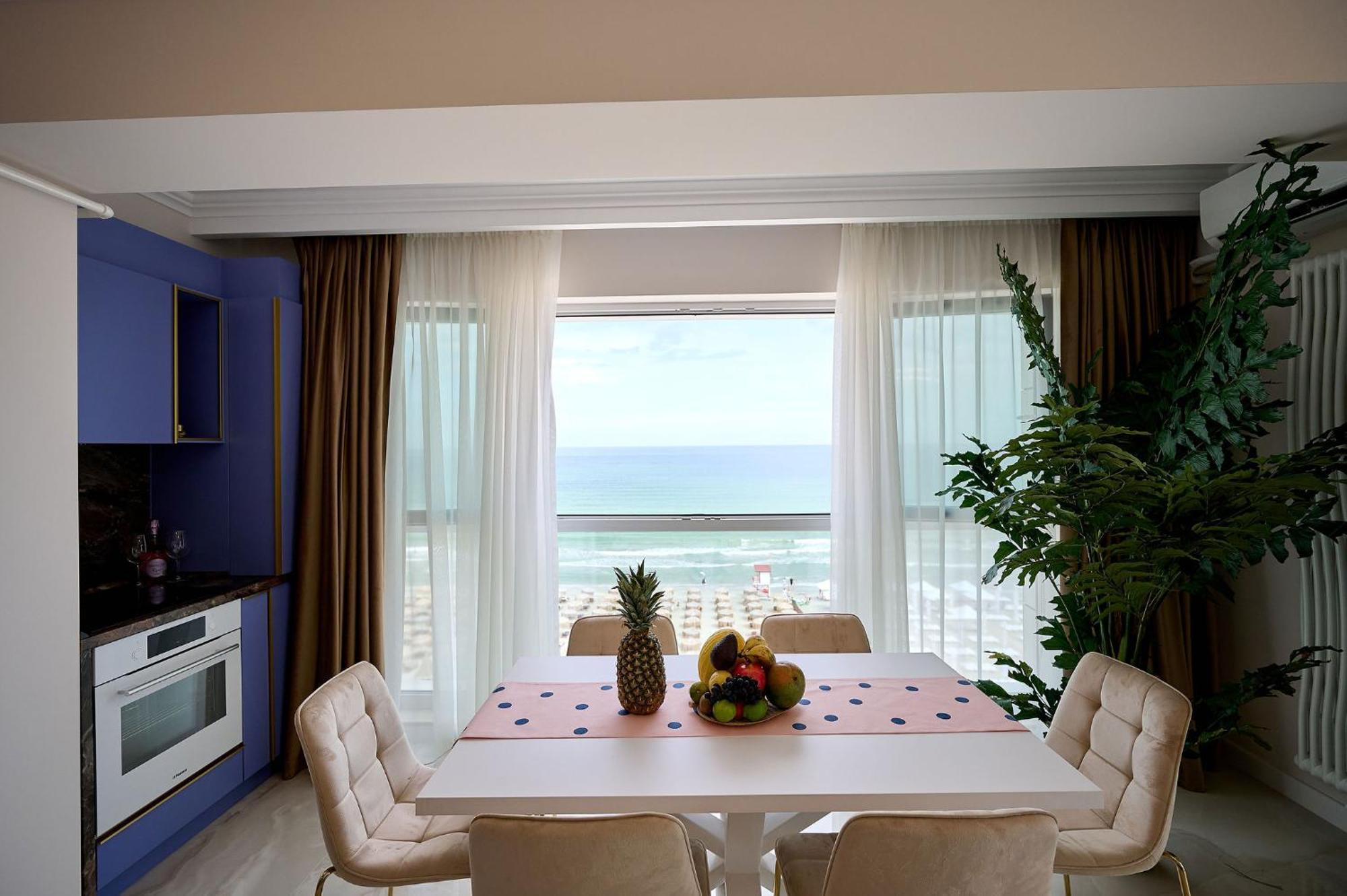 Beach Bliss Apartment In Infinity Beach Resort Parking Мамая Екстер'єр фото